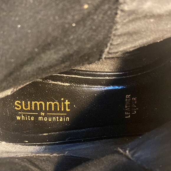 Summit by White Mountain black booties. Size 41/10 - Picture 10 of 11
